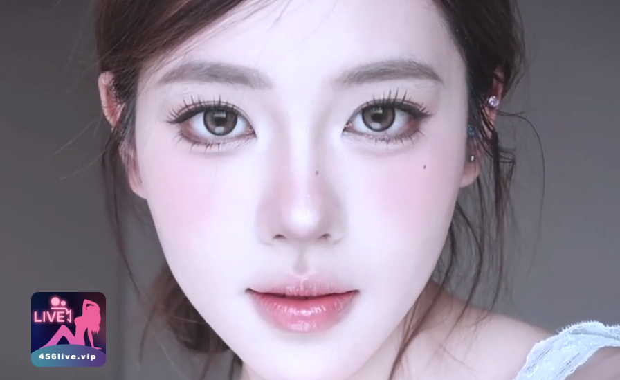 Bạc Bắc 3 Bạc Bắc Idol Live Quyến Rũ Khoe Cận Gương Mặt Trắng Mịn Màng 3