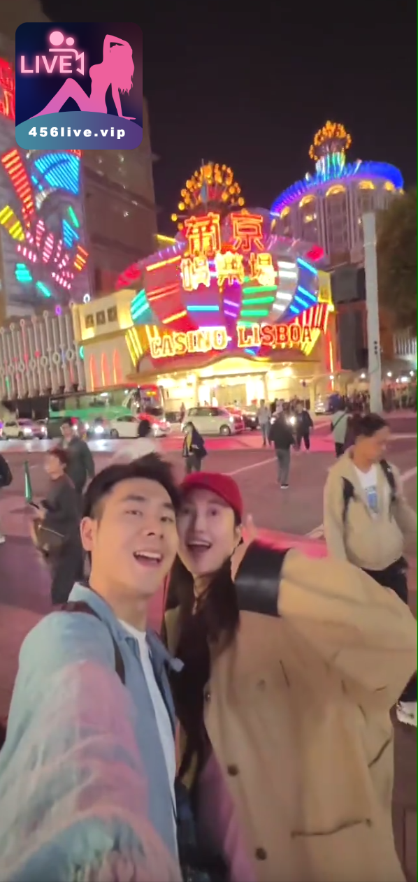 Ngạc Đức 5 Gái Xinh Live Nóng Bỏng Ngạc Đức Gợi Cảm Đầy Khiêu Gợi 5